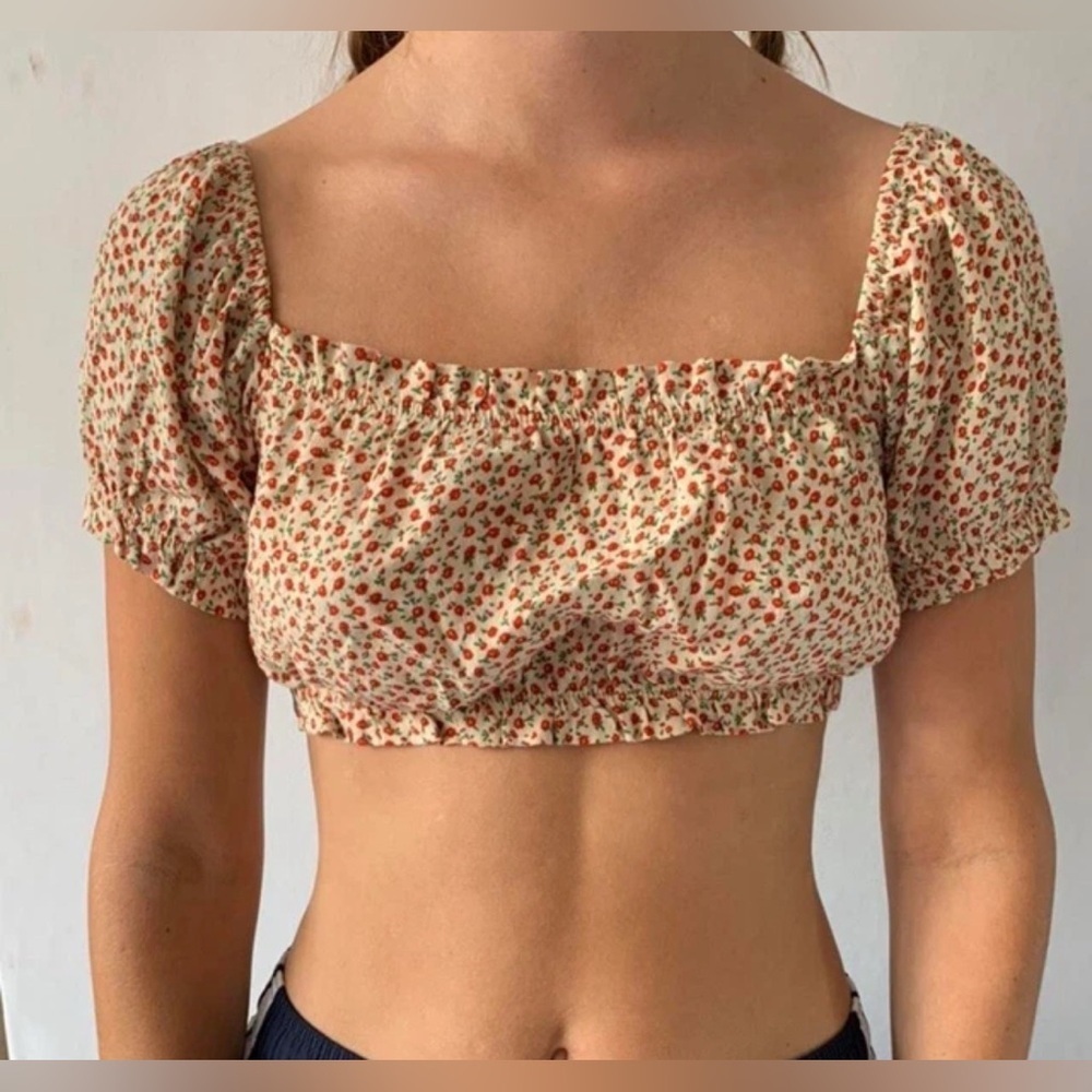 Brandy Melville Tiny Floral Off-Shoulder Crop Top